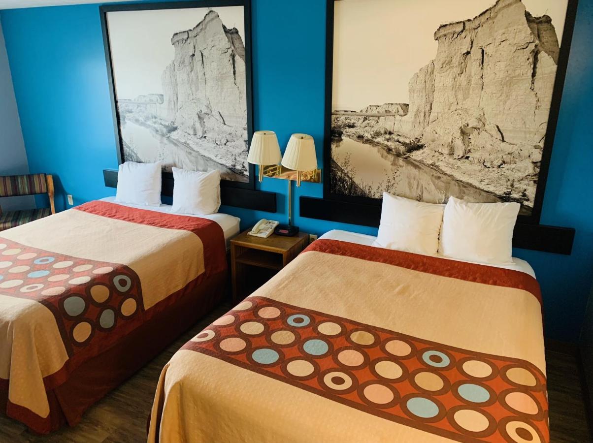ซูเปอร์ 8 บาย วินด์แฮม เครต Motel Crete ภายนอก รูปภาพ