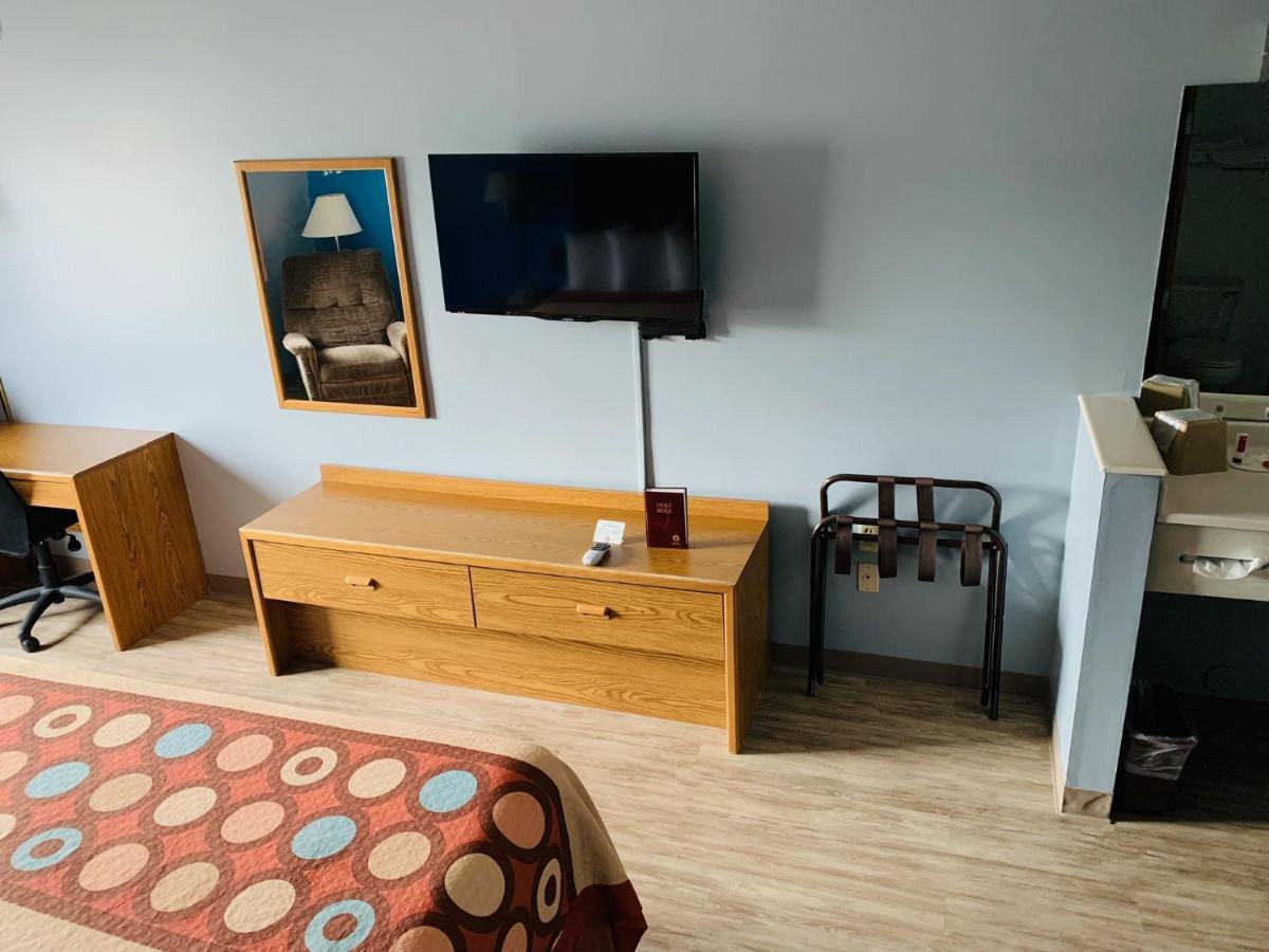 ซูเปอร์ 8 บาย วินด์แฮม เครต Motel Crete ภายนอก รูปภาพ